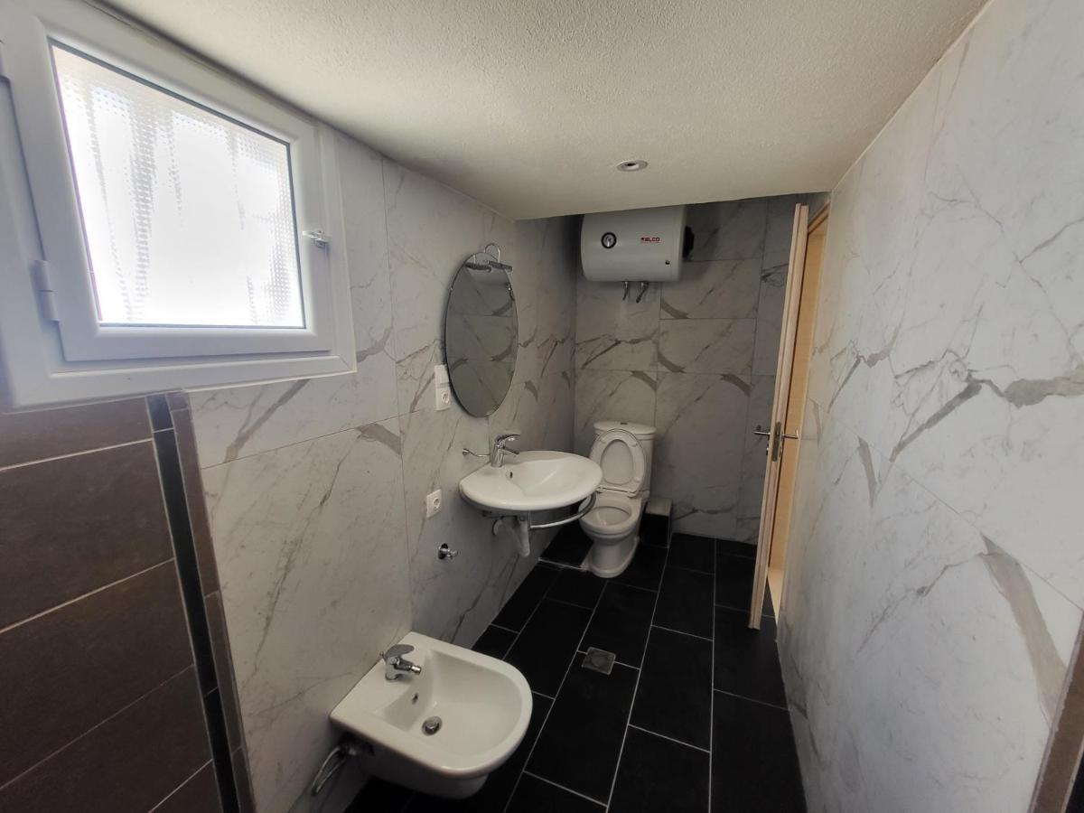 Blue Heaven Apartment Sarande Ngoại thất bức ảnh