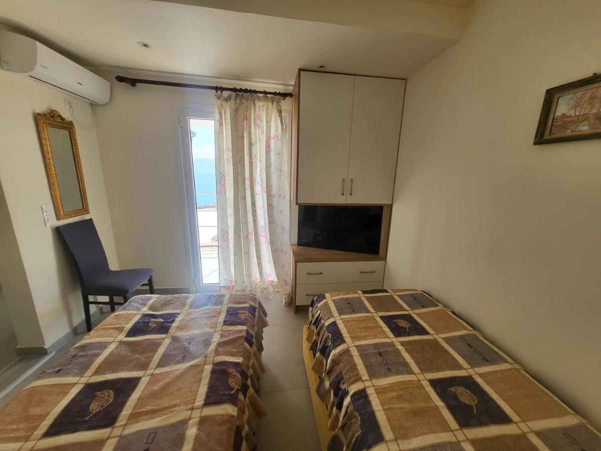 Blue Heaven Apartment Sarande Ngoại thất bức ảnh