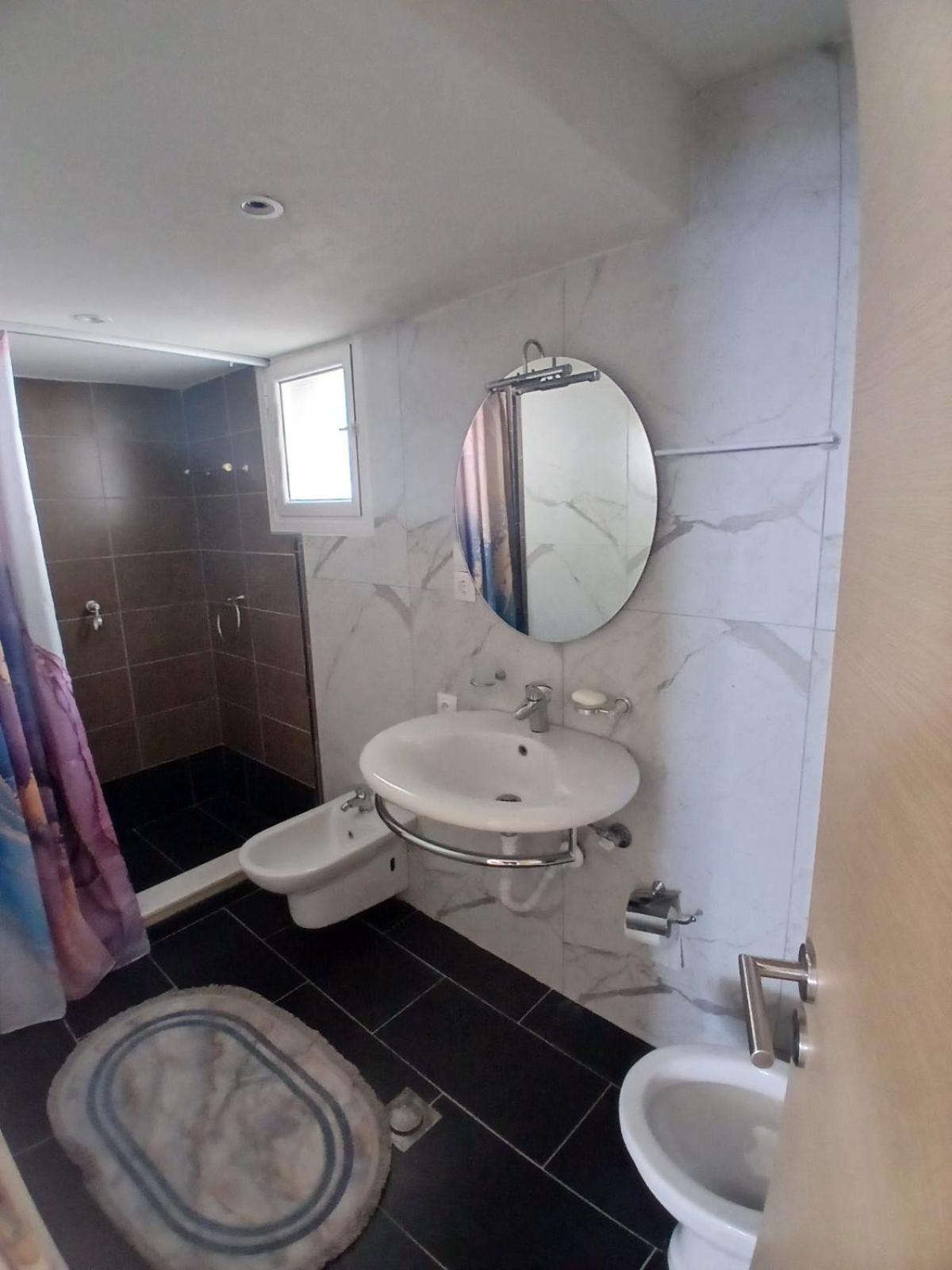 Blue Heaven Apartment Sarande Ngoại thất bức ảnh