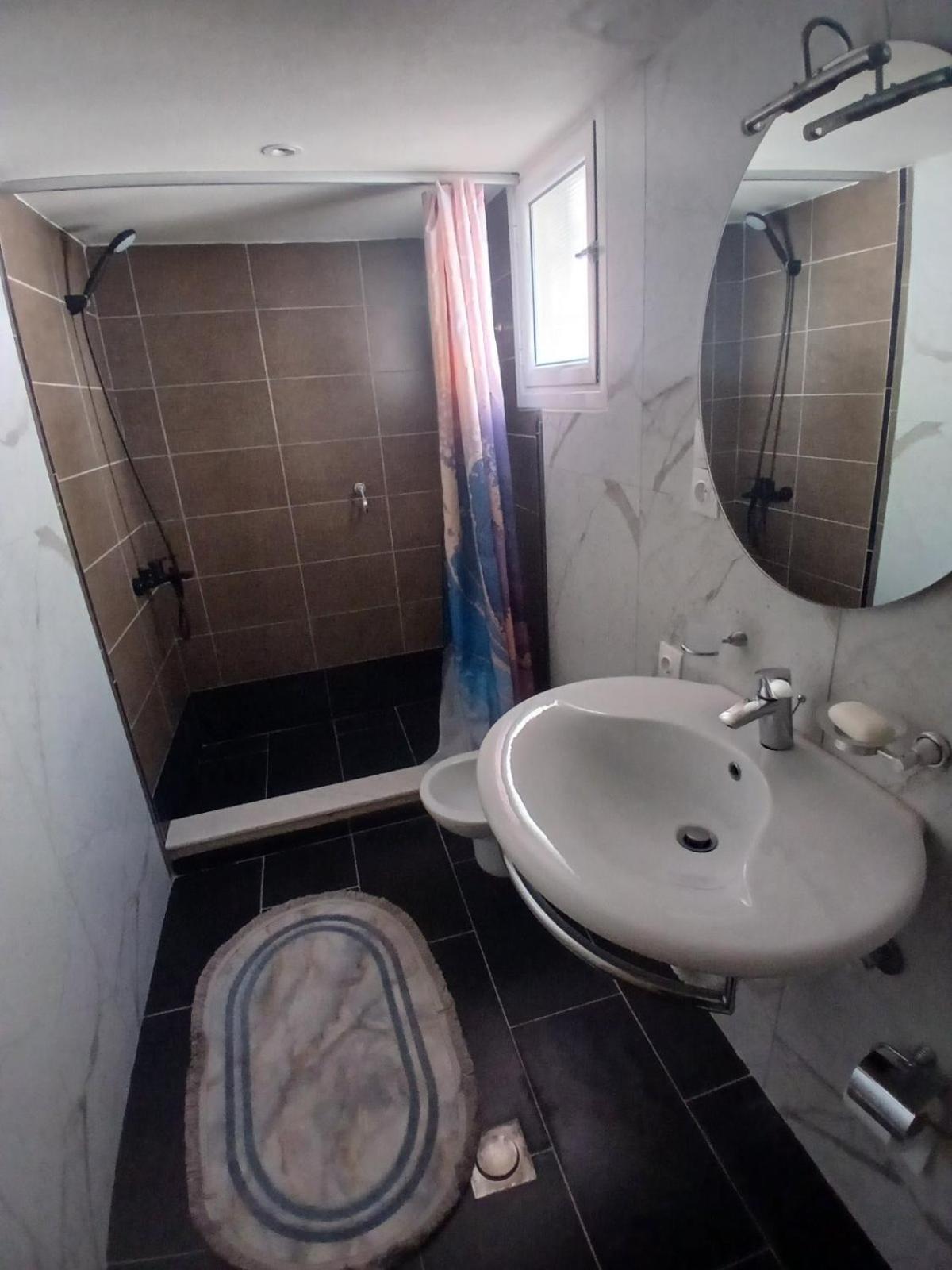 Blue Heaven Apartment Sarande Ngoại thất bức ảnh